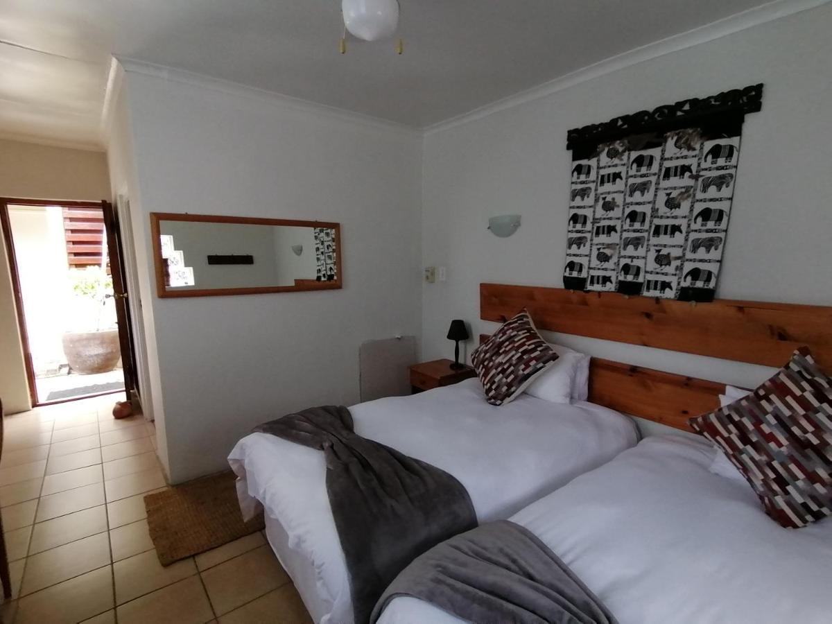 Aanhuizen Guest House Свелендам Екстериор снимка