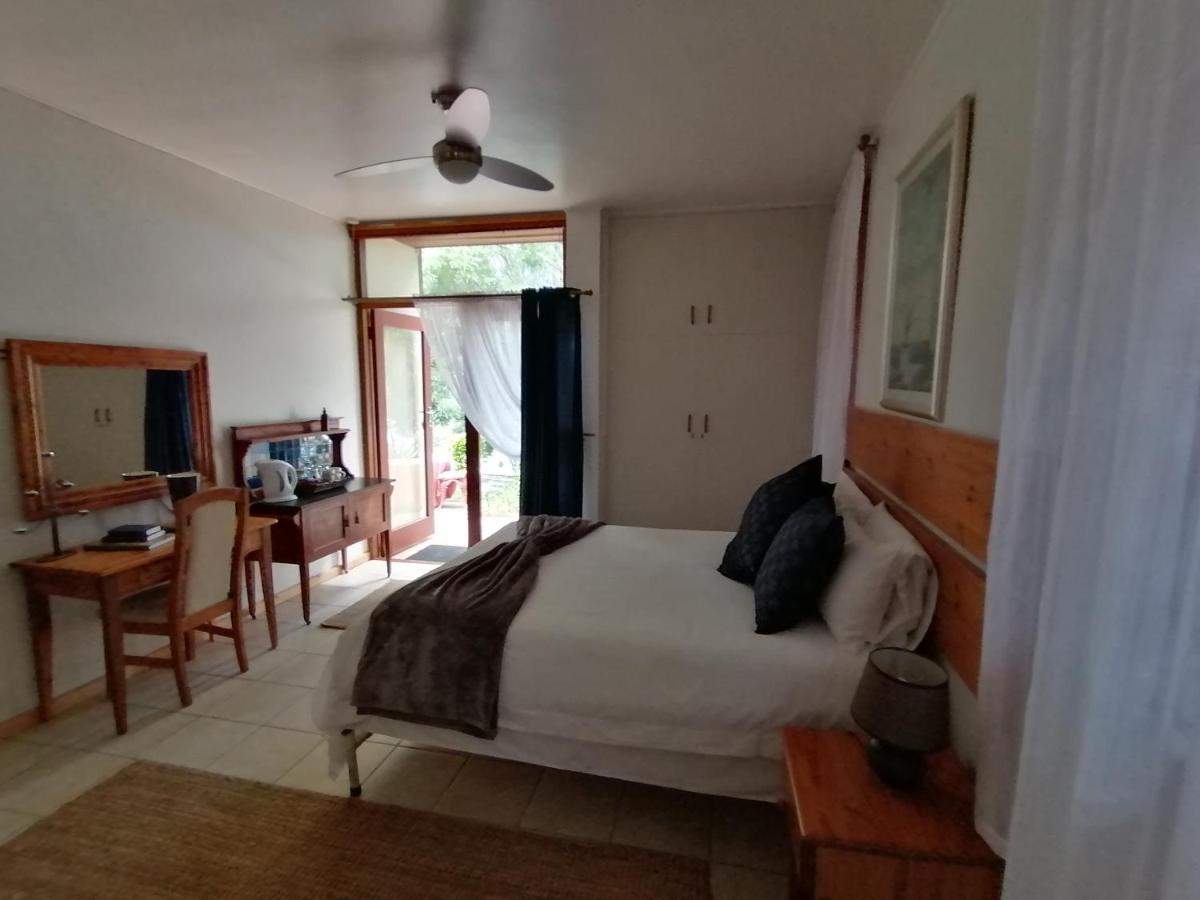 Aanhuizen Guest House Свелендам Екстериор снимка